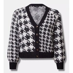 Torrid Black White Houndstooth Cardigan V-Neck‎ Button Front Crop Sweater Size 2